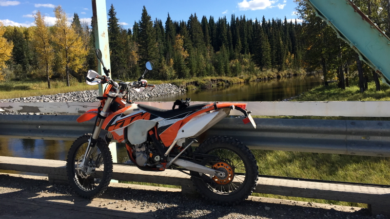 Illustration for article titled The KTM 500 EXC: Why You Want A Road-Legal Dirt Bike